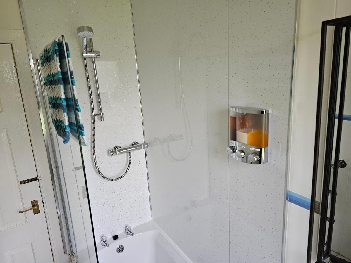 Snug - Meadhan Apartment Helensburgh Esterno foto